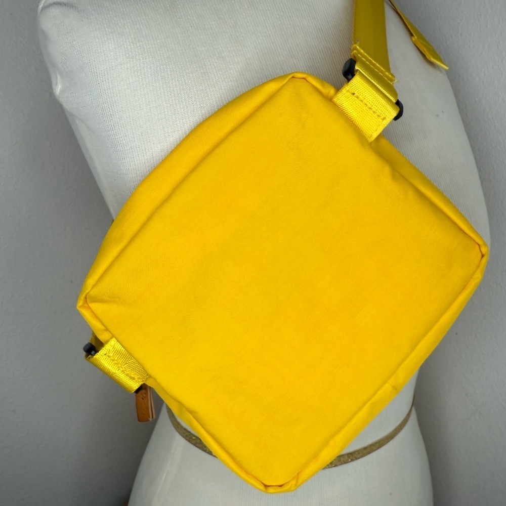 Lola California Sleek Hippie Waist Crossbody Fanny Pack Nylon Yellow Belt Bag - Picture 4 of 6